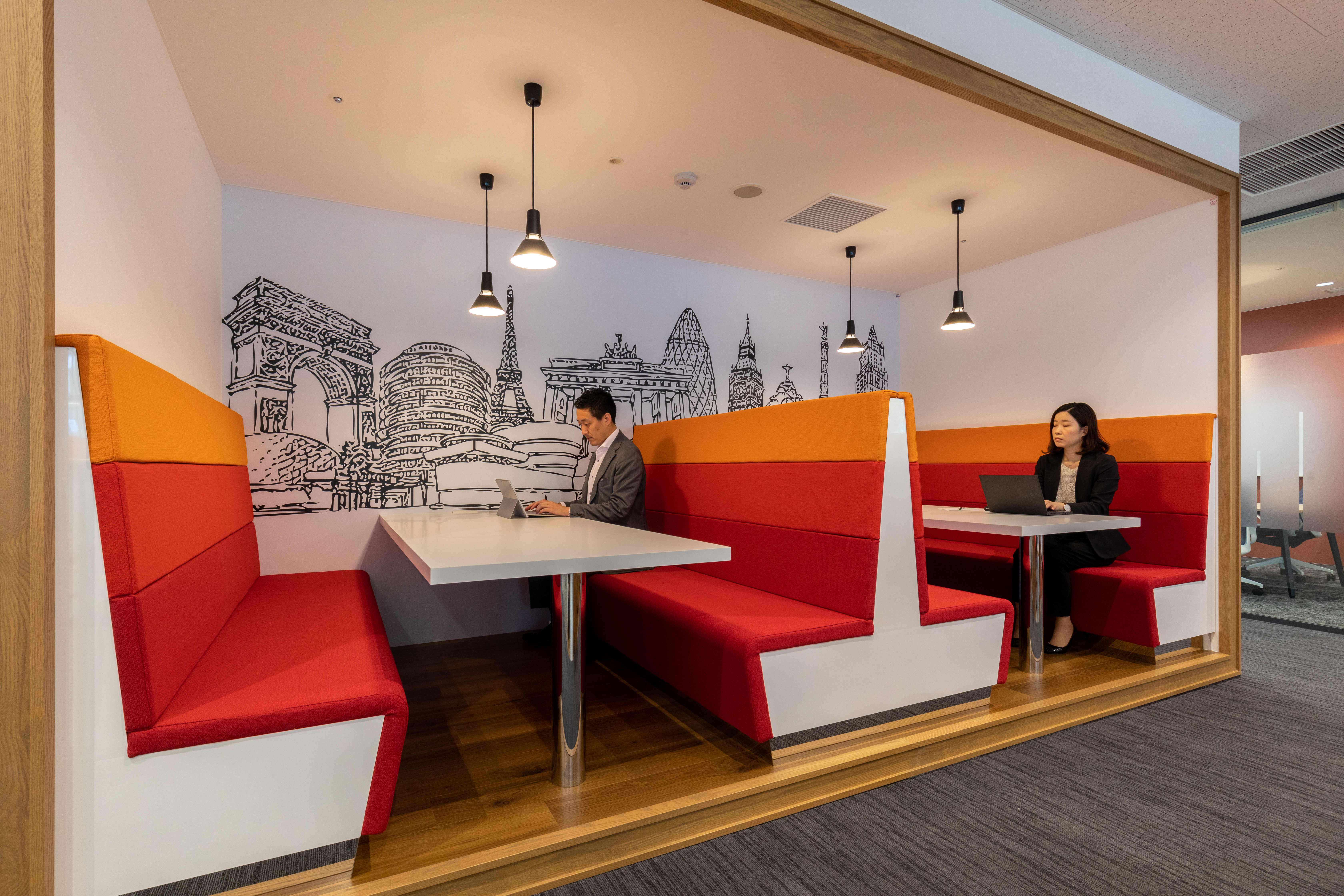 Regus - Osaka, Umeda Square image 4