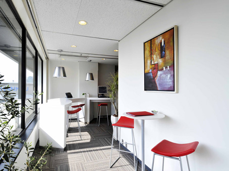 Regus - Osaka Umeda image 5