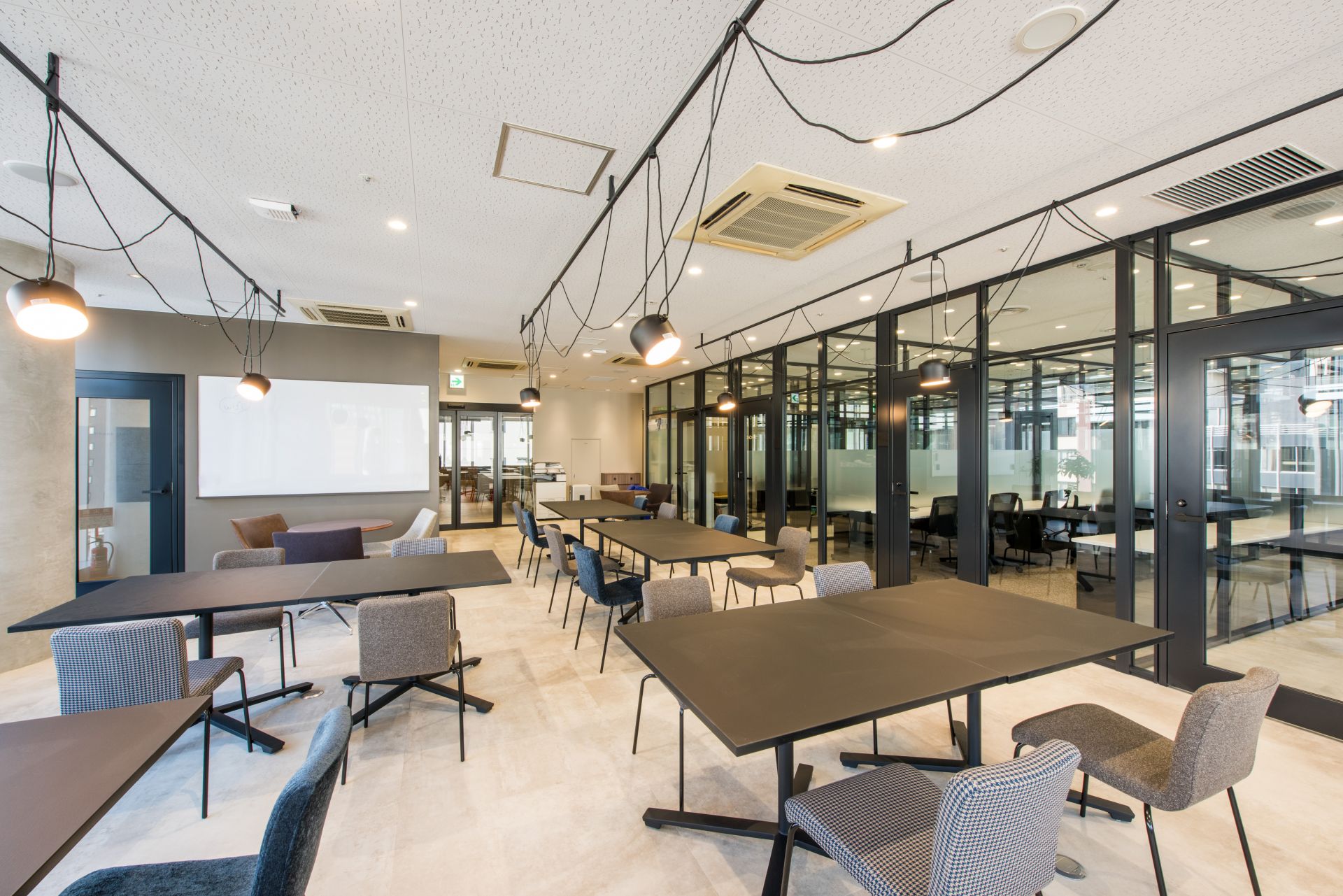 fabbit Ginza image 5