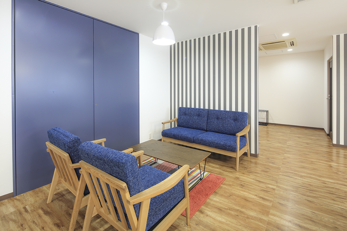 OpenOffice - Tokyo, OpenOffice Daimon Ekimae image 5