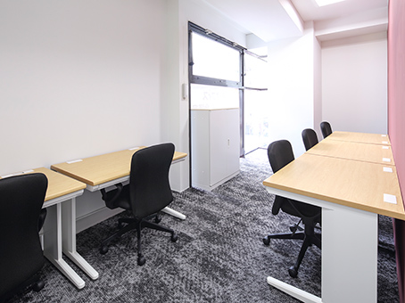 OpenOffice - Tokyo, OpenOffice Gotanda Eki Nishiguchi image 3