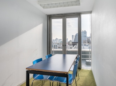 OpenOffice - Tokyo, Shibuya Hills (Open Office) image 4