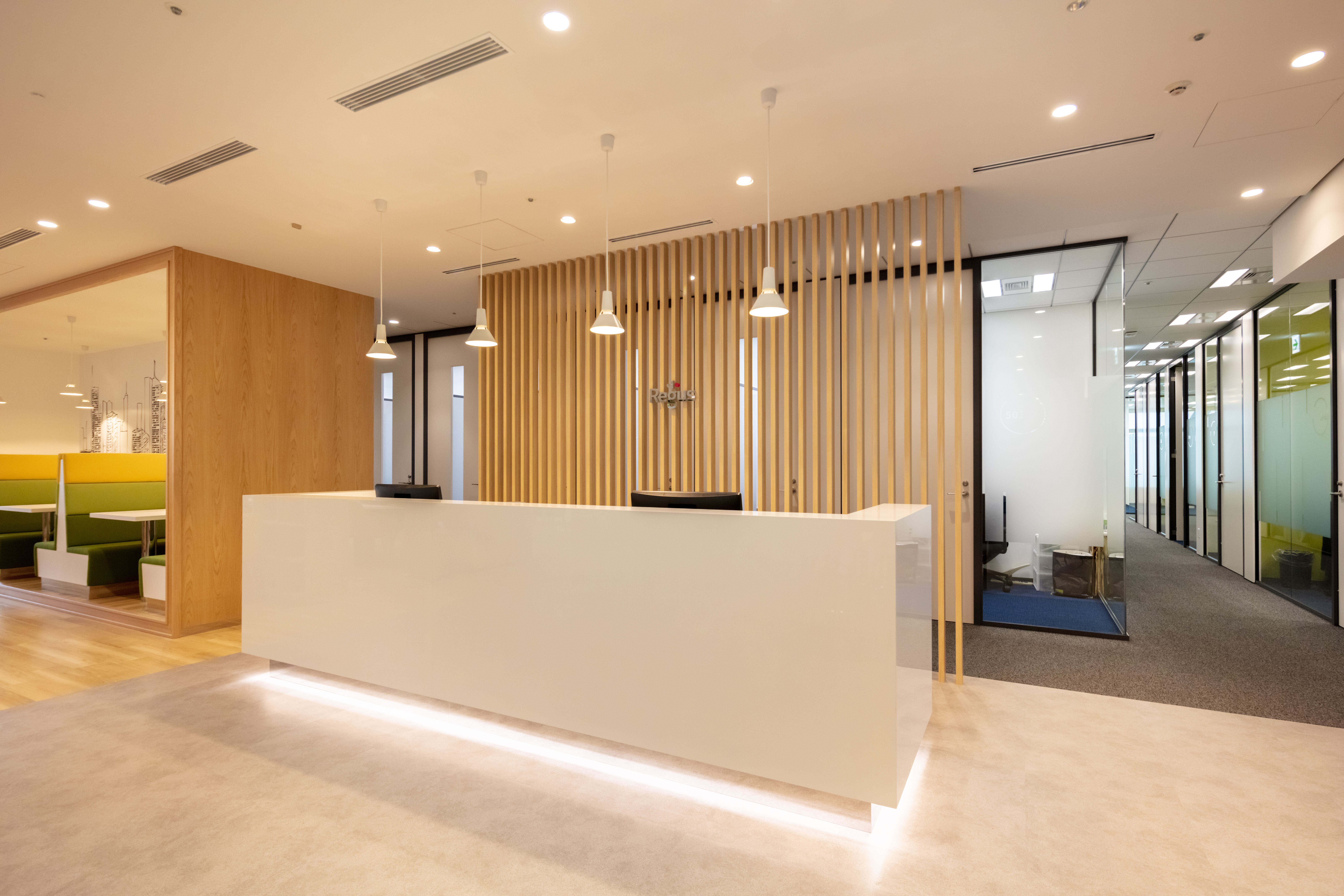 Regus - DaiyaGate image 4