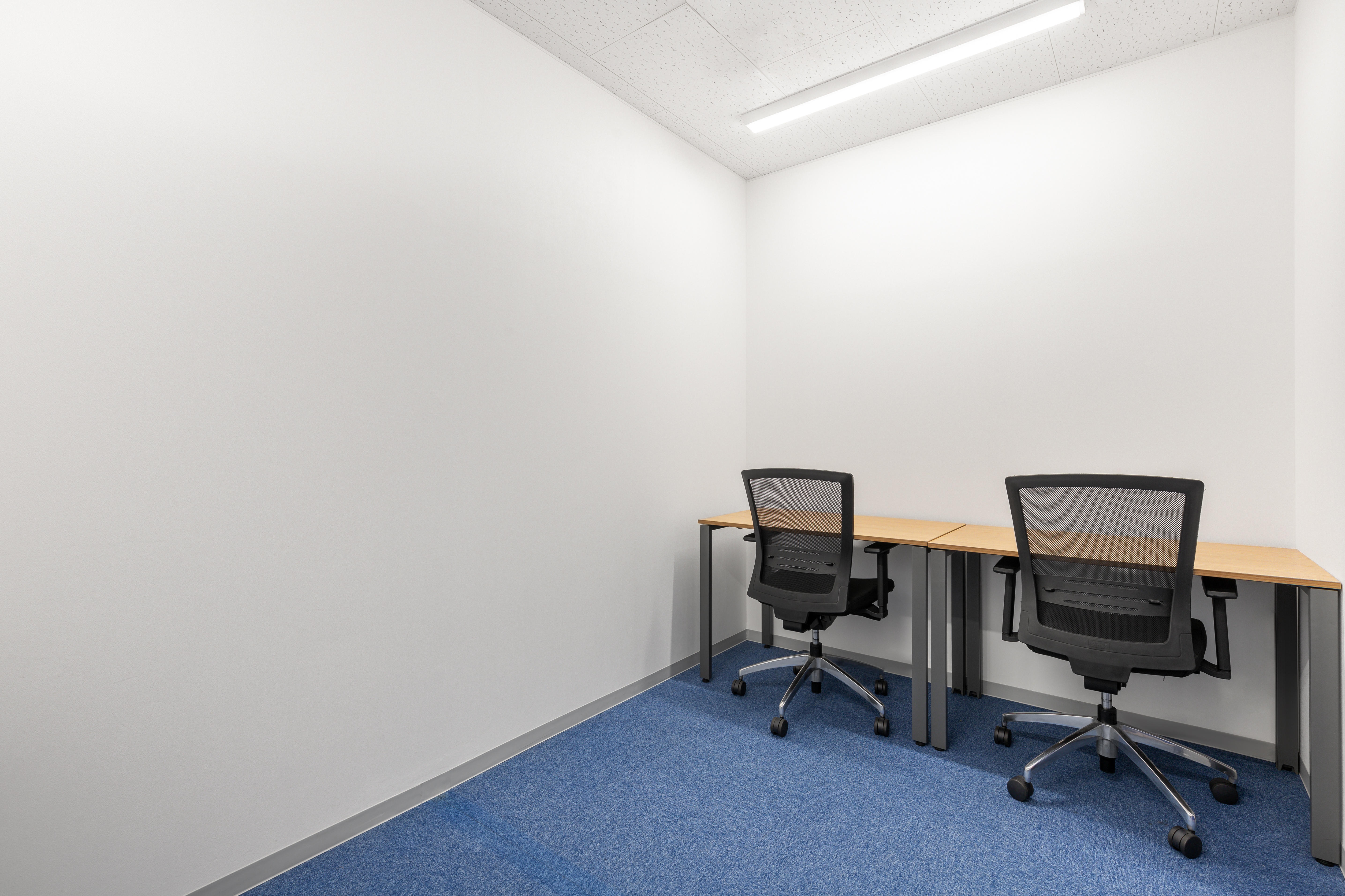 Regus Express - Tokyo, Haneda Airport Terminal 1 (Tokyo International Air Terminal) image 3