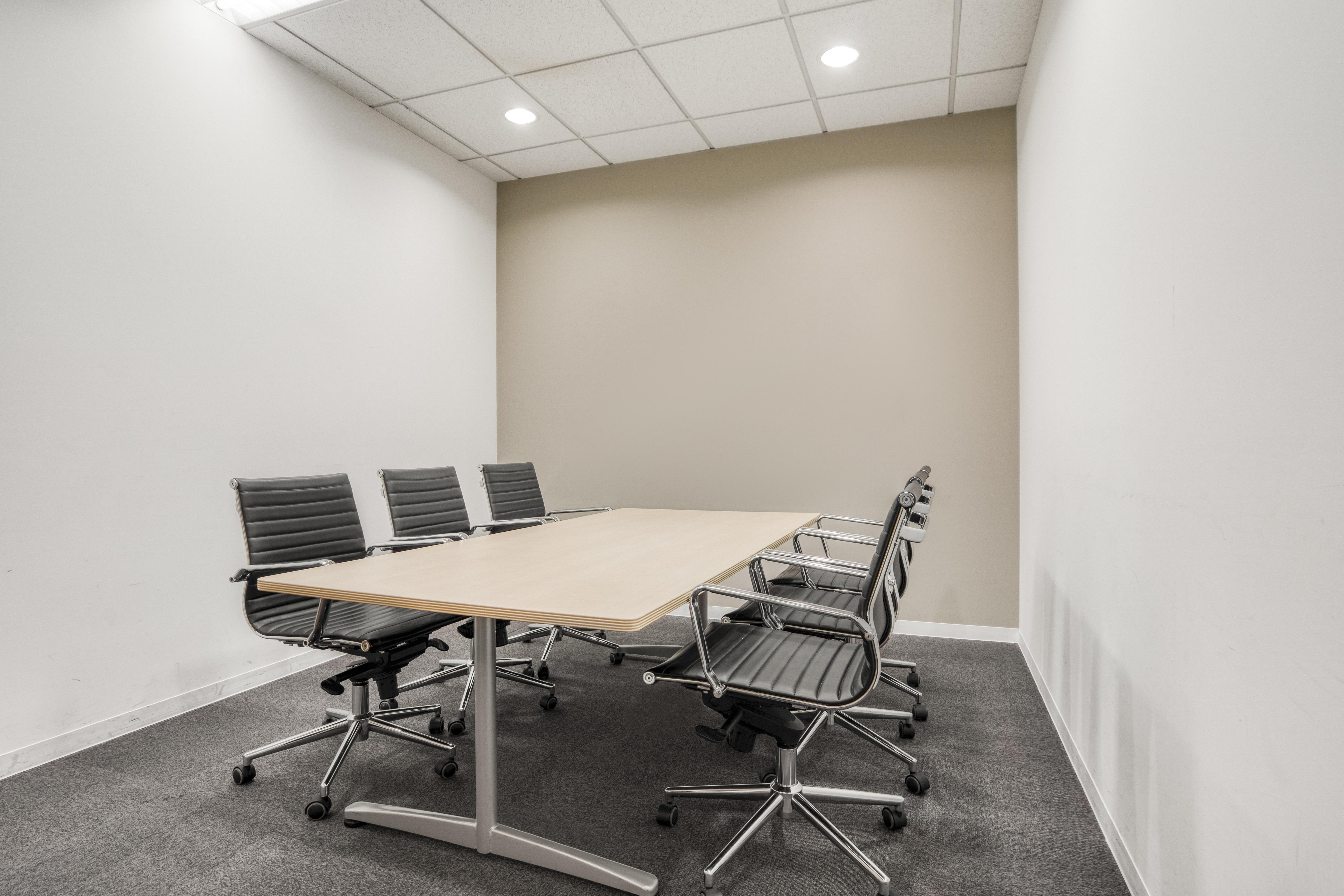 Regus - Tokyo Arca Central image 4