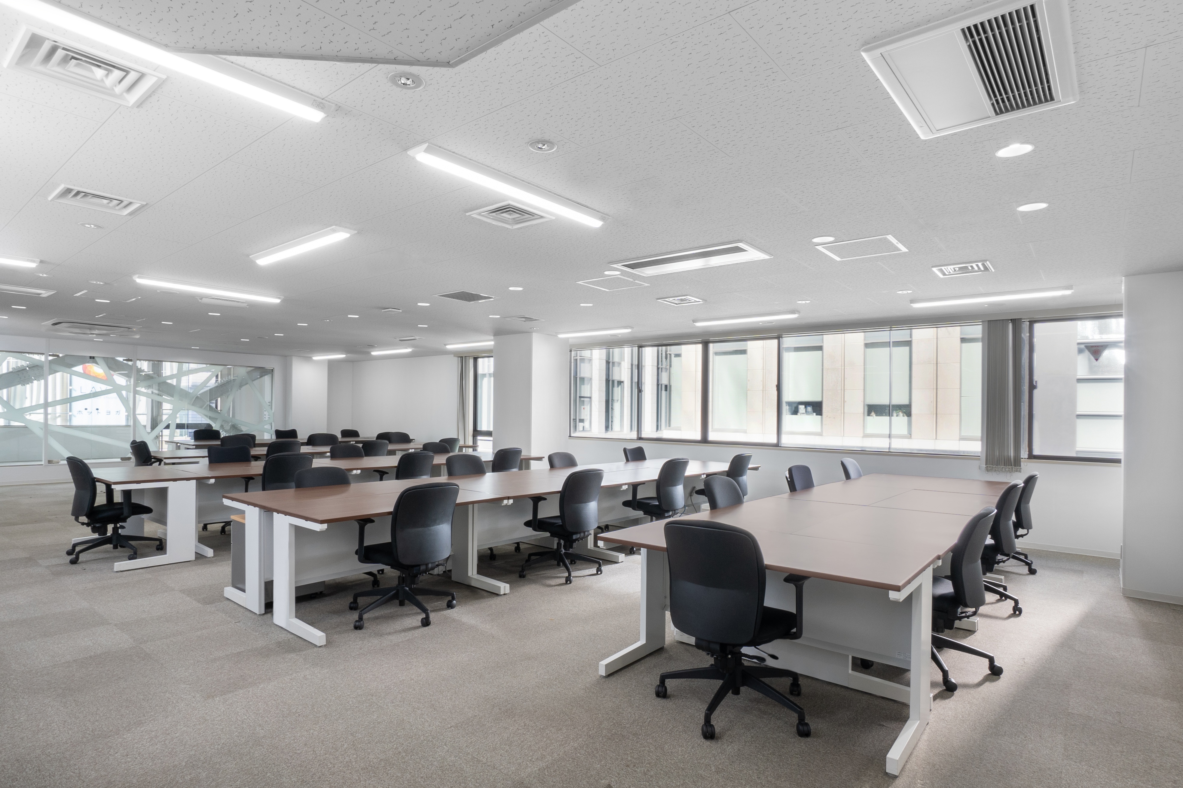 Regus - Tokyo, Ginza 3-Chome image 3