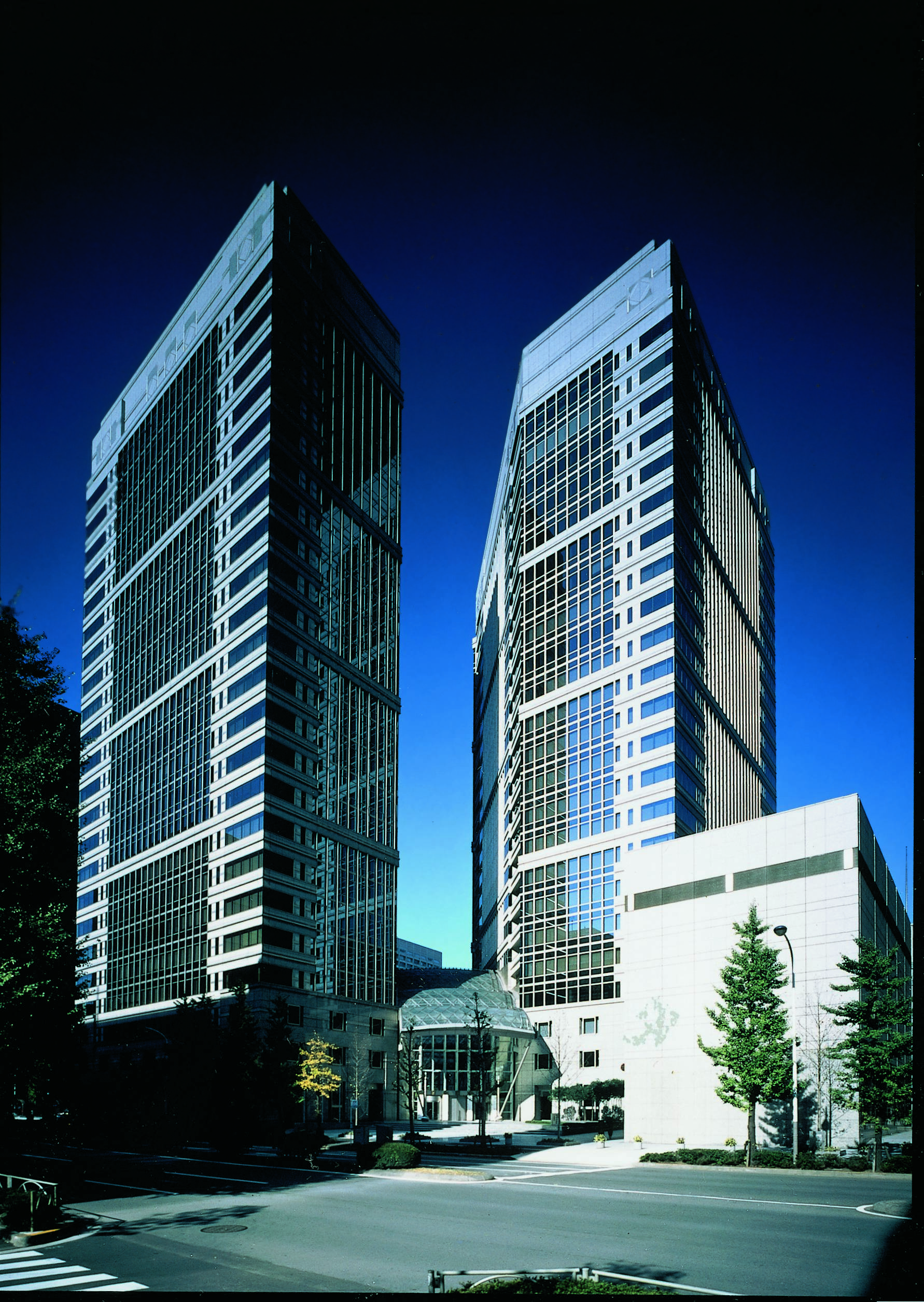 Regus - Tokyo Otemachi 1st Square image 1