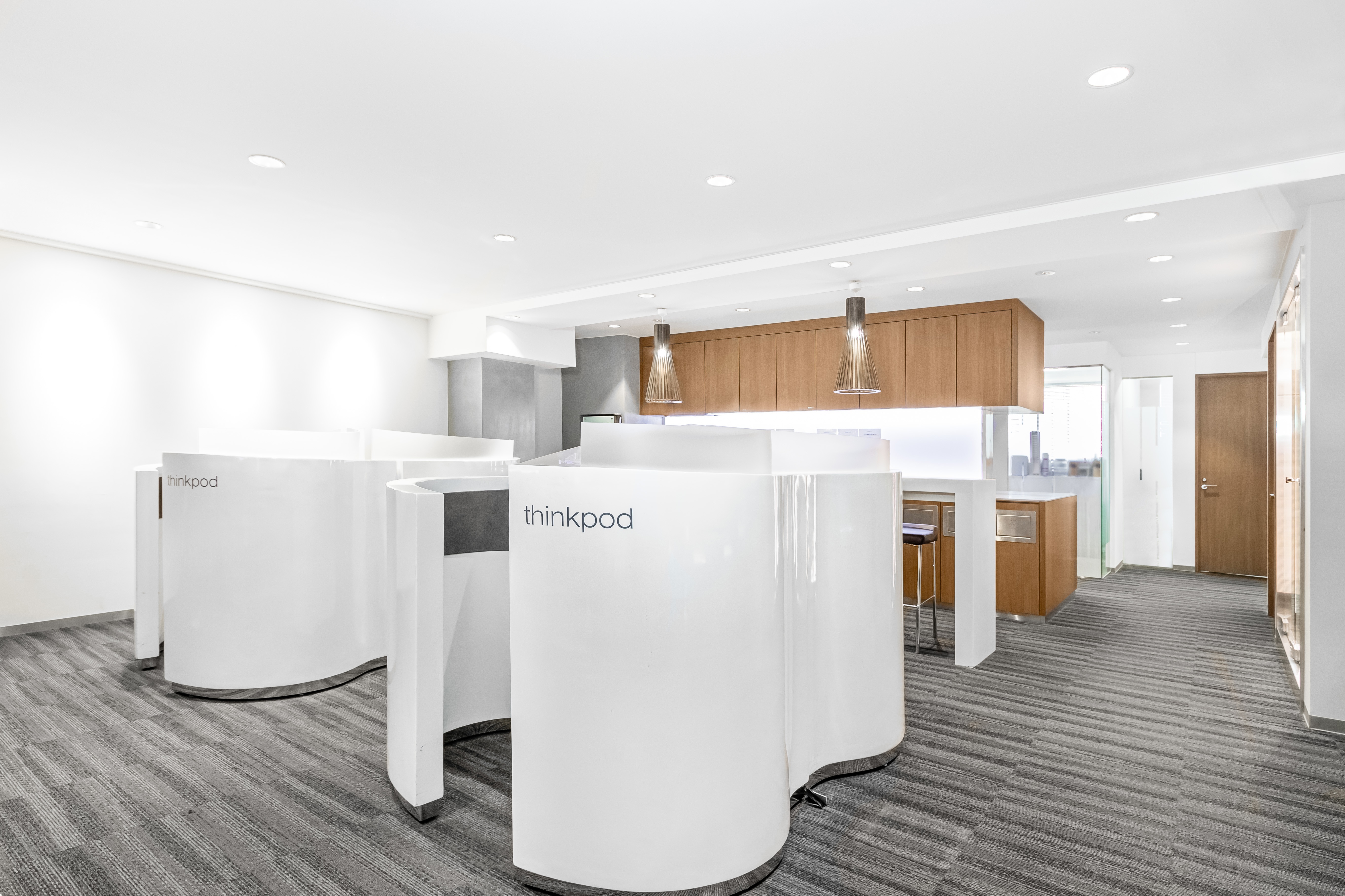 Regus - Tokyo, Roppongi Ekimae image 5