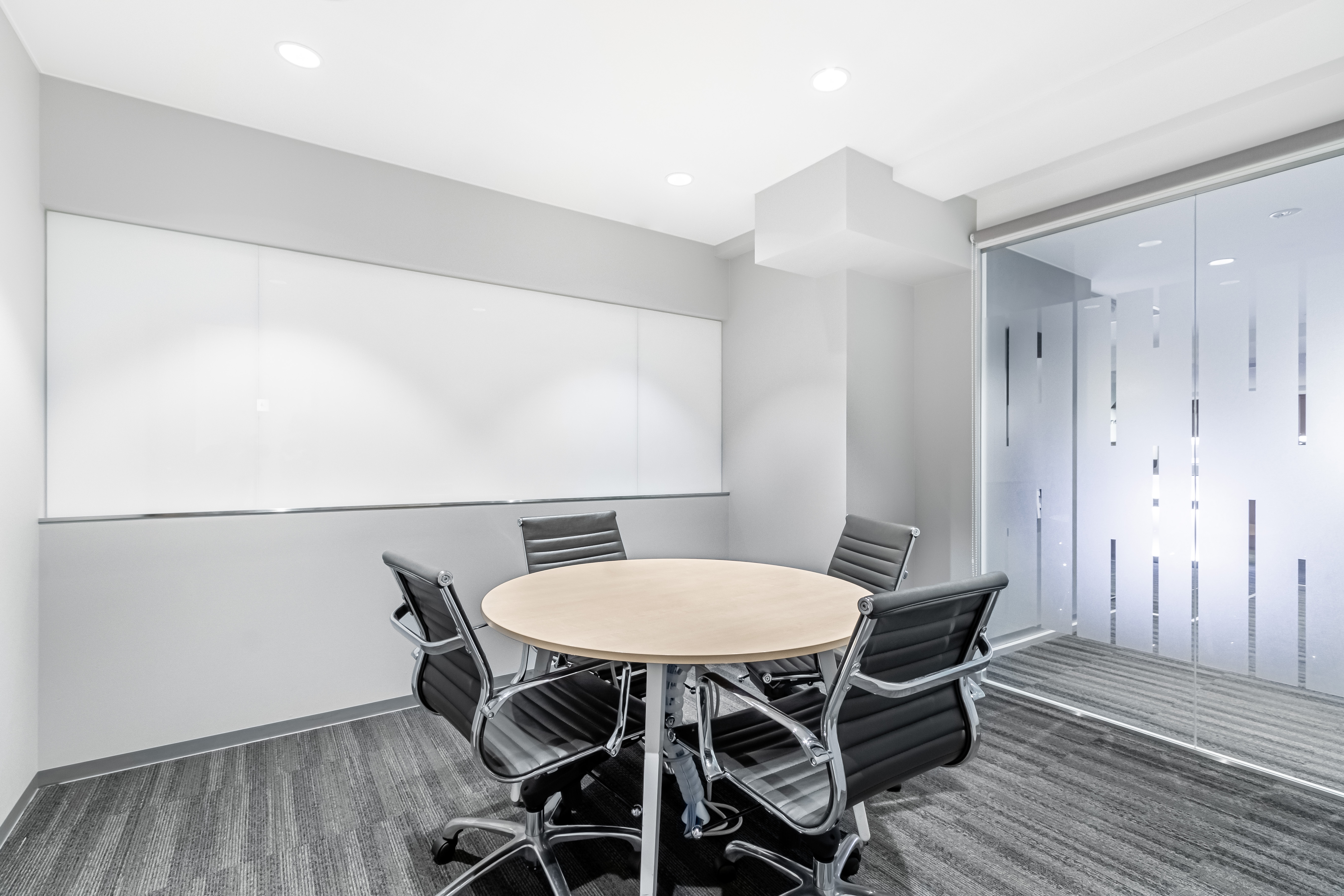 Regus - Tokyo, Roppongi Ekimae image 2