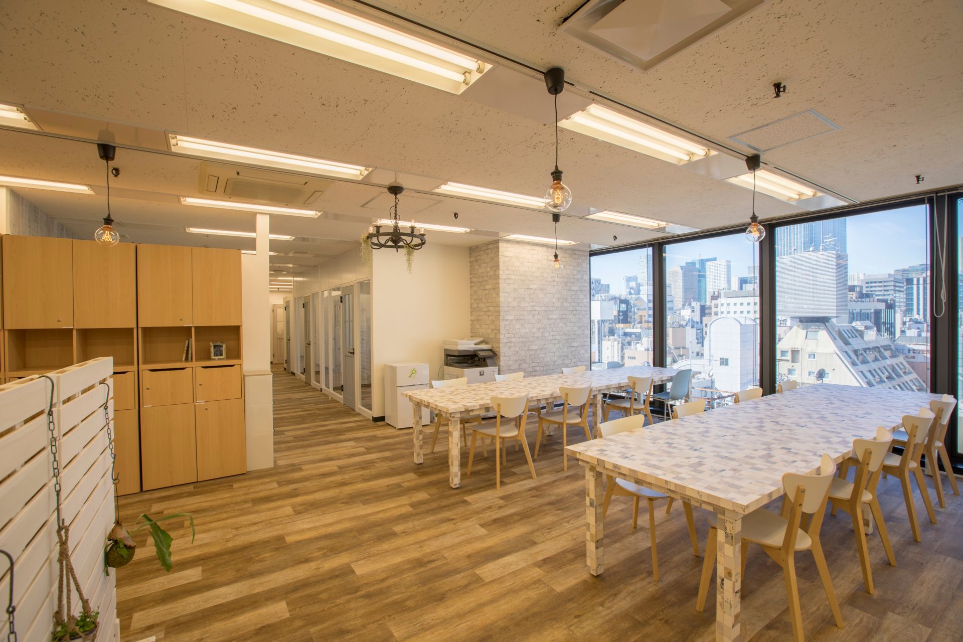 Shimbashi Key Station Office image 3