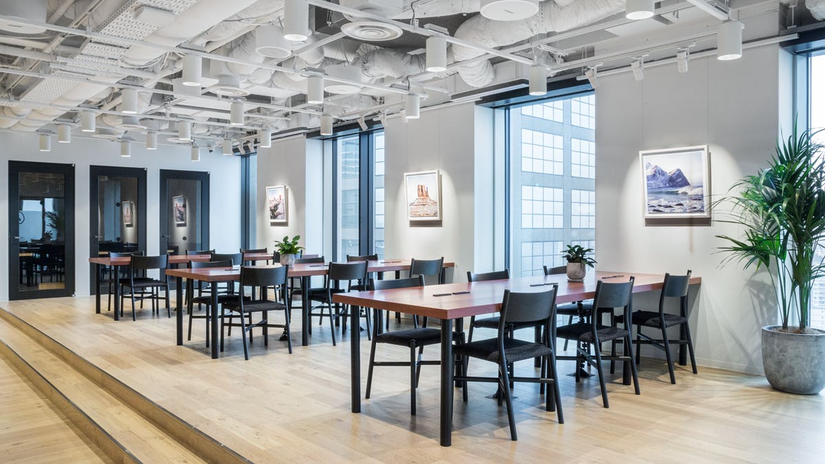 WeWork D-Tower Nishishinjuku image 5