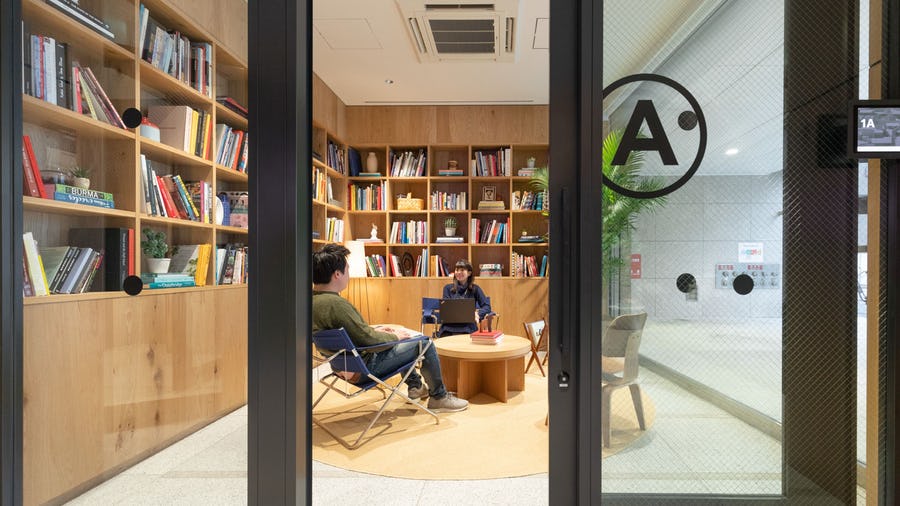 WeWork Nogizaka image 3