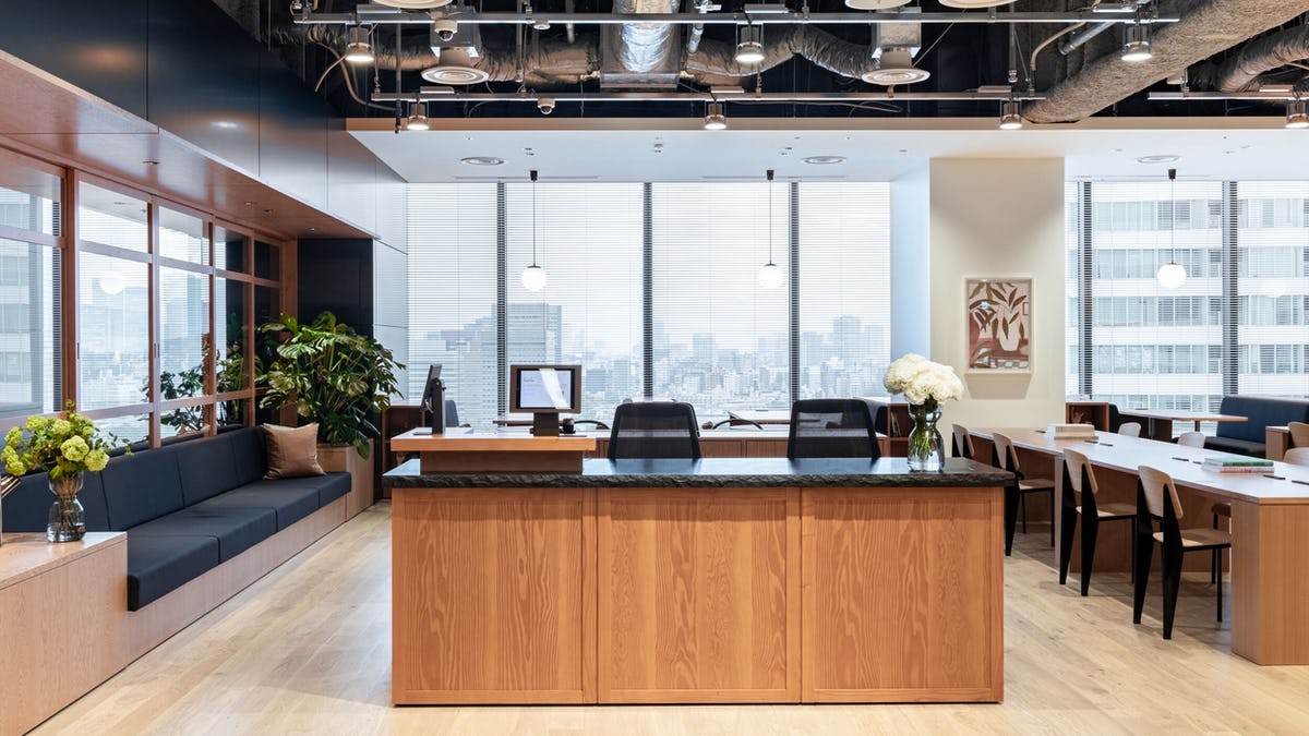 WeWork Tokyo Port City Takeshiba image 2