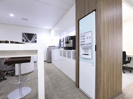 Regus - Yokohama, Yokohamaeki Nishiguchi image 4