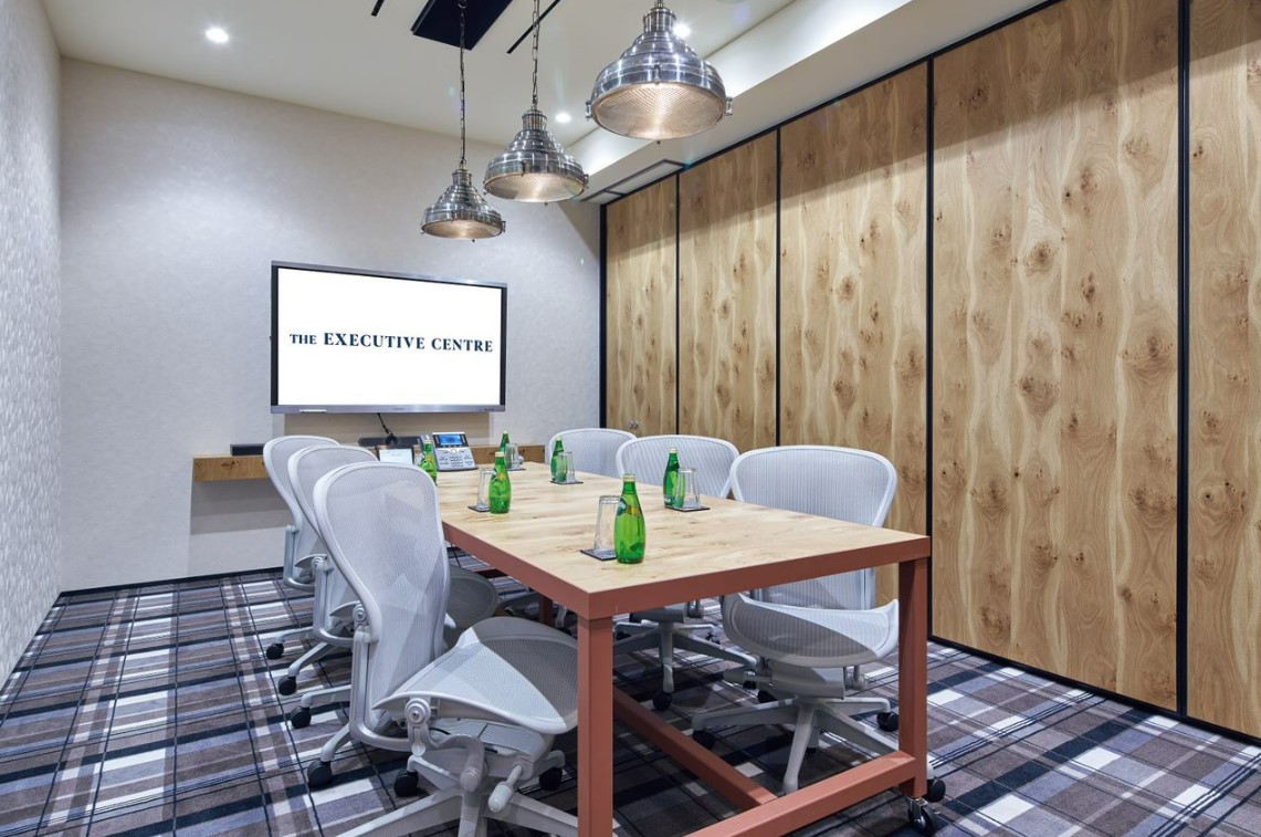 The Executive Centre - Minato Mirai Center Building image 3