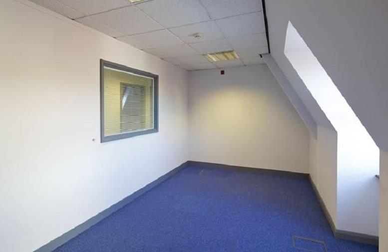 Rumney Manor (c/o Whittle Jones) image 3