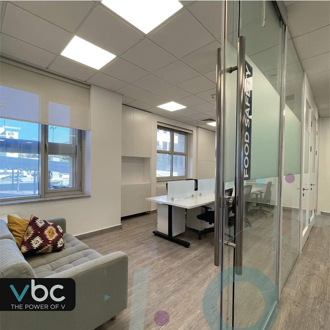 V Business Center image 2