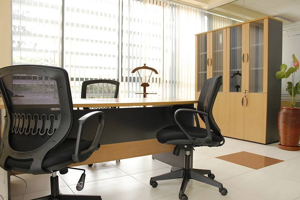 Solis Premium Serviced Offices image 2