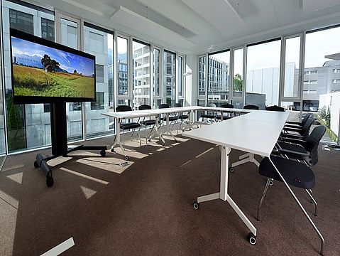 Business-Center image 4