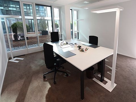 Business-Center image 5