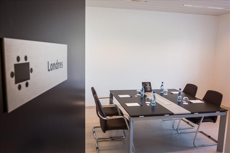 Private Business Center  image 4