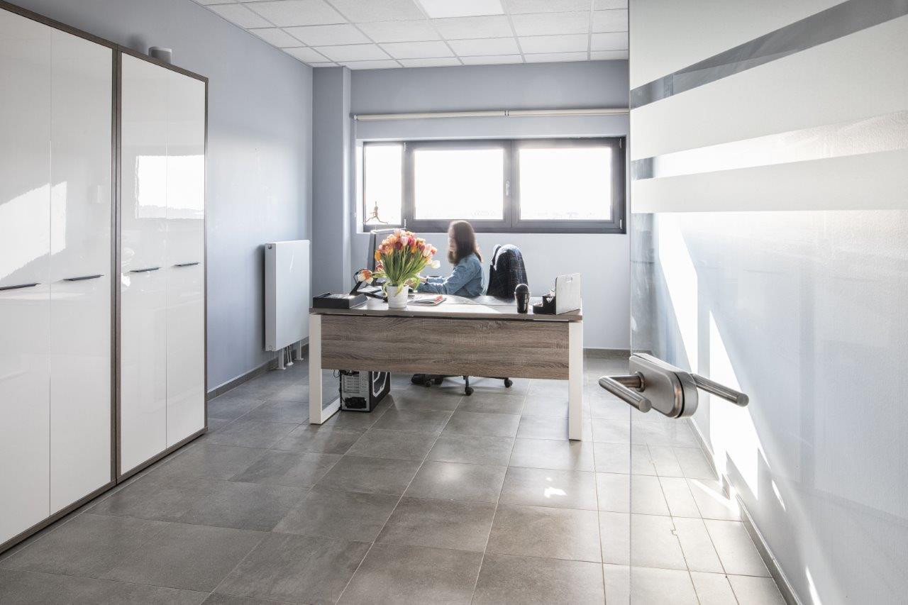 Color Business Center image 2