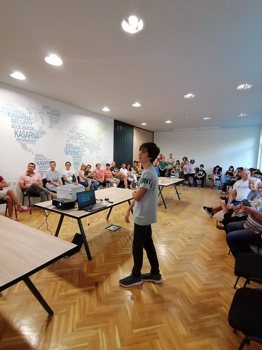 KasarnaHub image 2