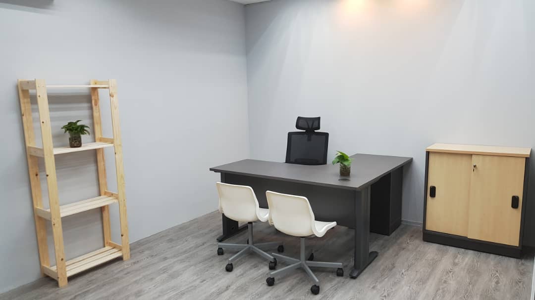 MEN INN WORK image 4