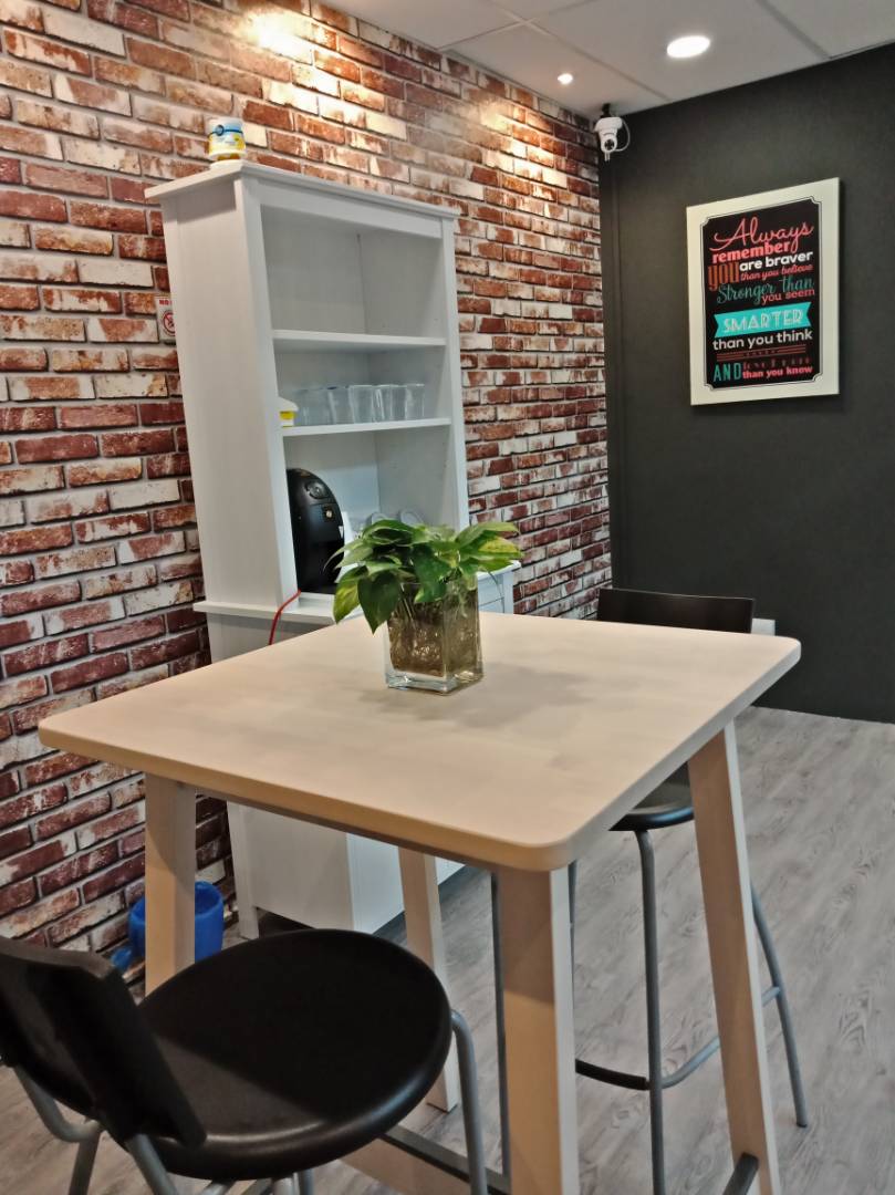 MEN INN WORK image 3