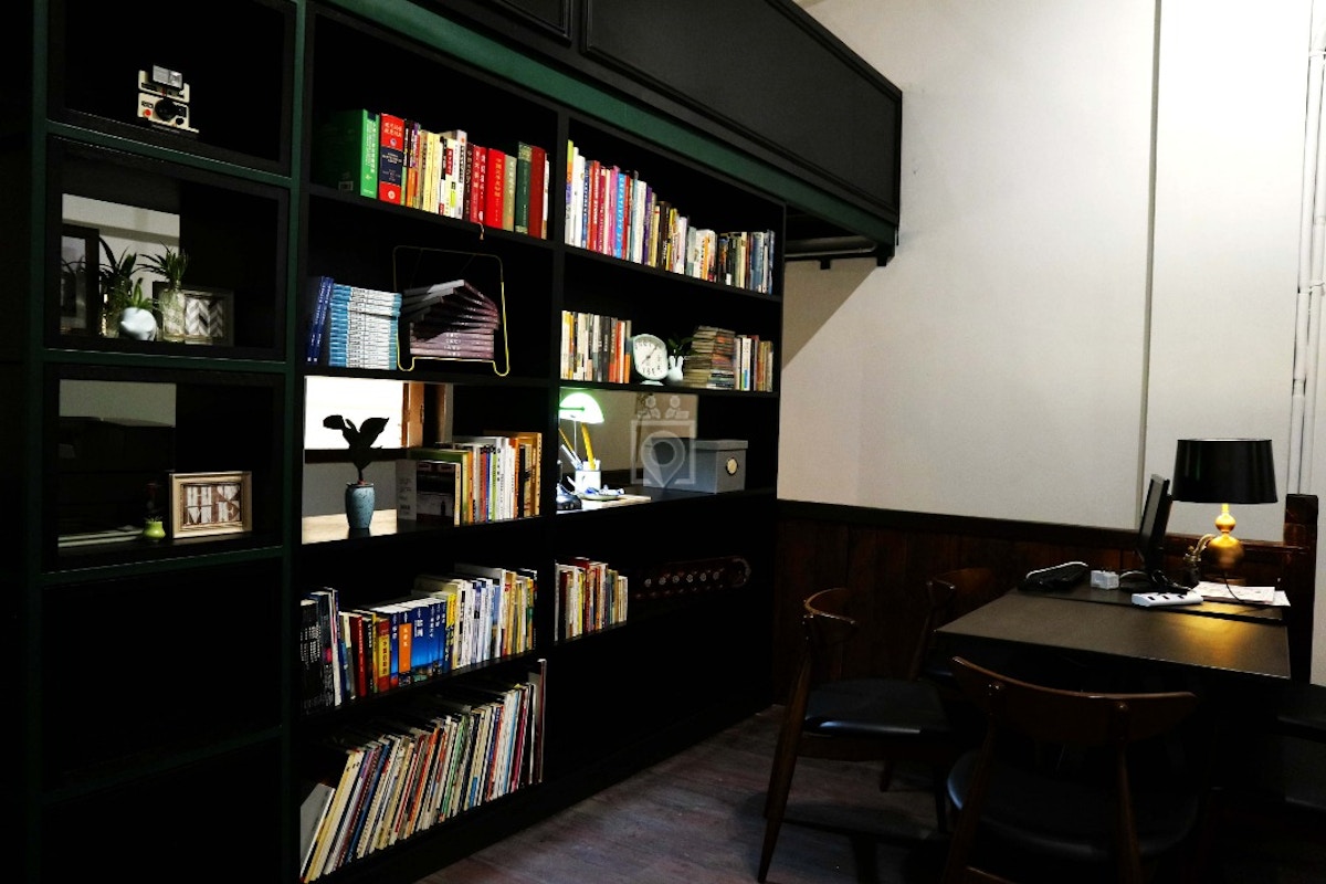 Coworking space on Play! Klang Coshtel, Klang - Book Online - Coworker
