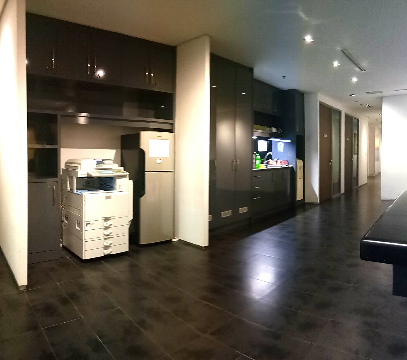 AVENUE BUSINESS CENTRE PLAZA SENTRAL image 2