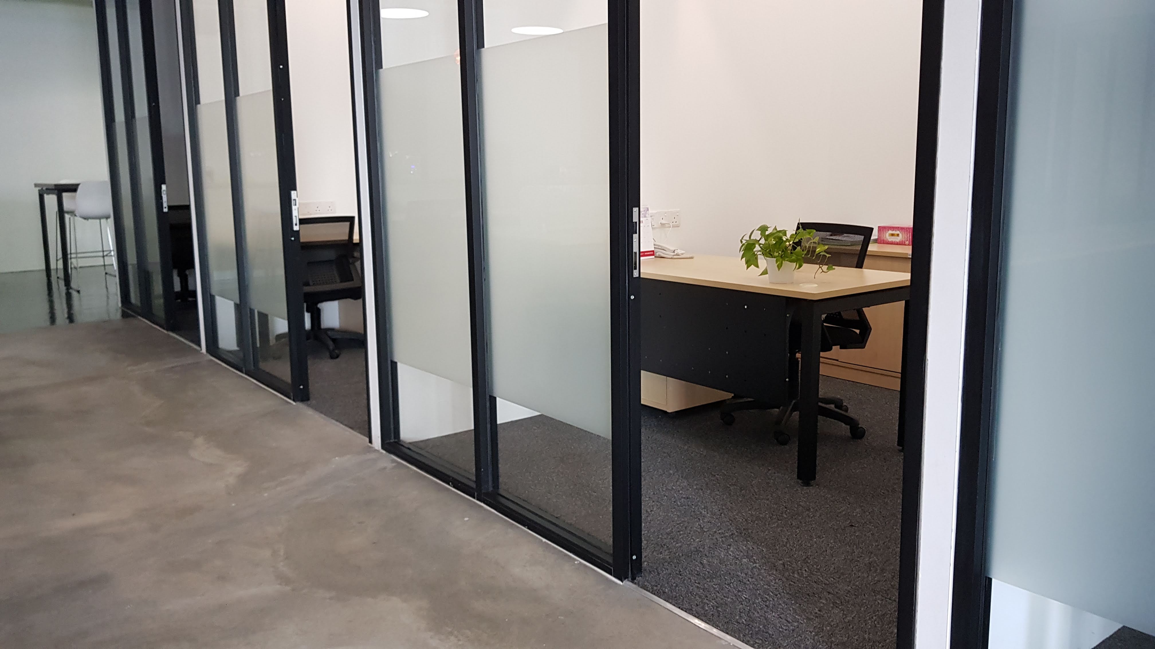 BIZCO Coworking Space image 4