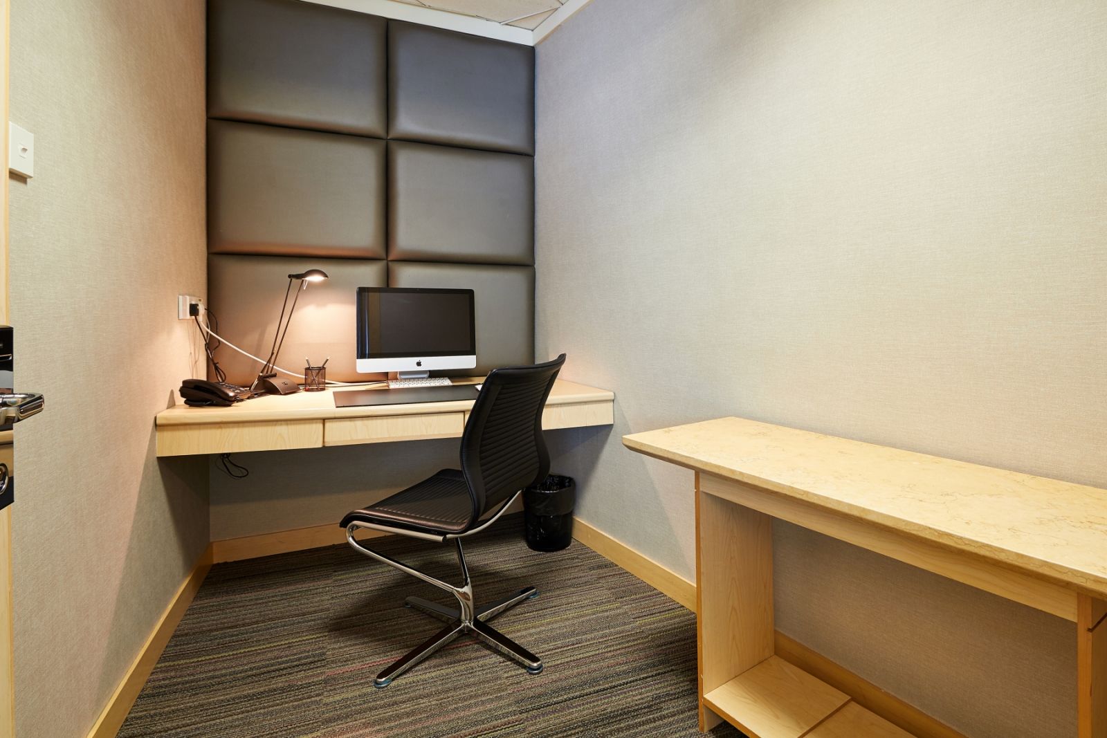 CEO SUITE - 26th F/ Menara Maxis image 4