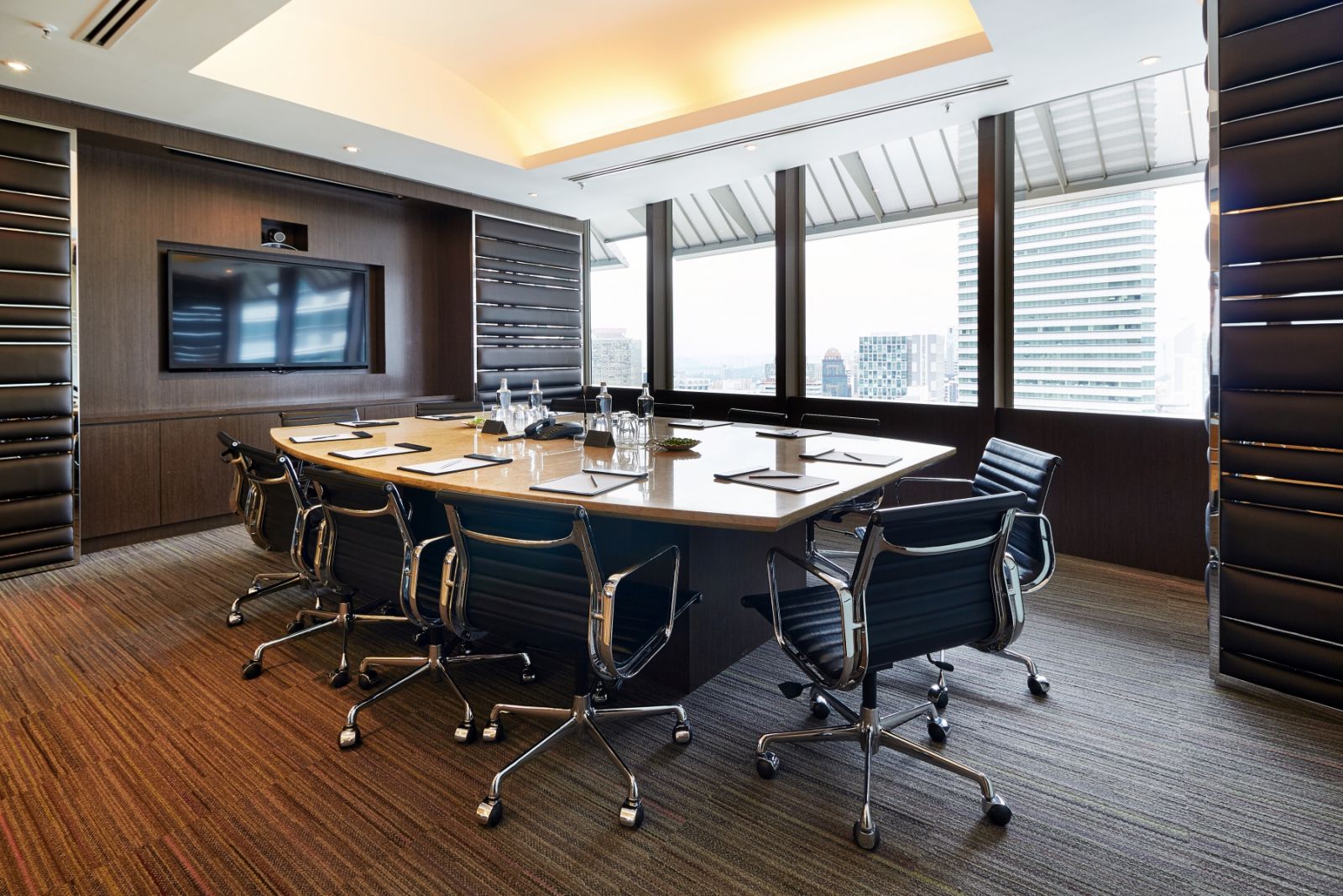 CEO SUITE - 36th F/ Menara Maxis image 2