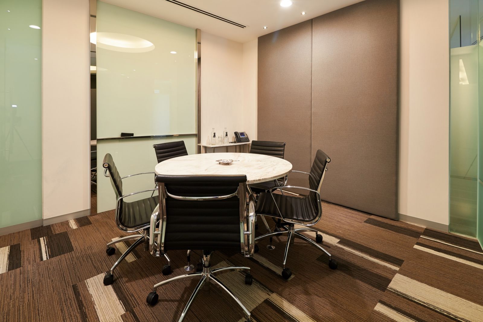 CEO SUITE - 36th F/ Menara Maxis image 4