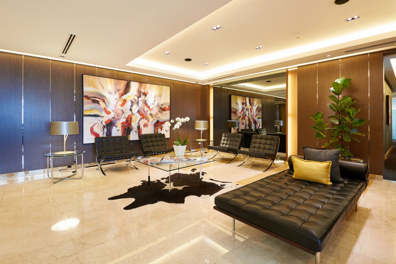 CEO Suite KL - Maxis Tower image 3