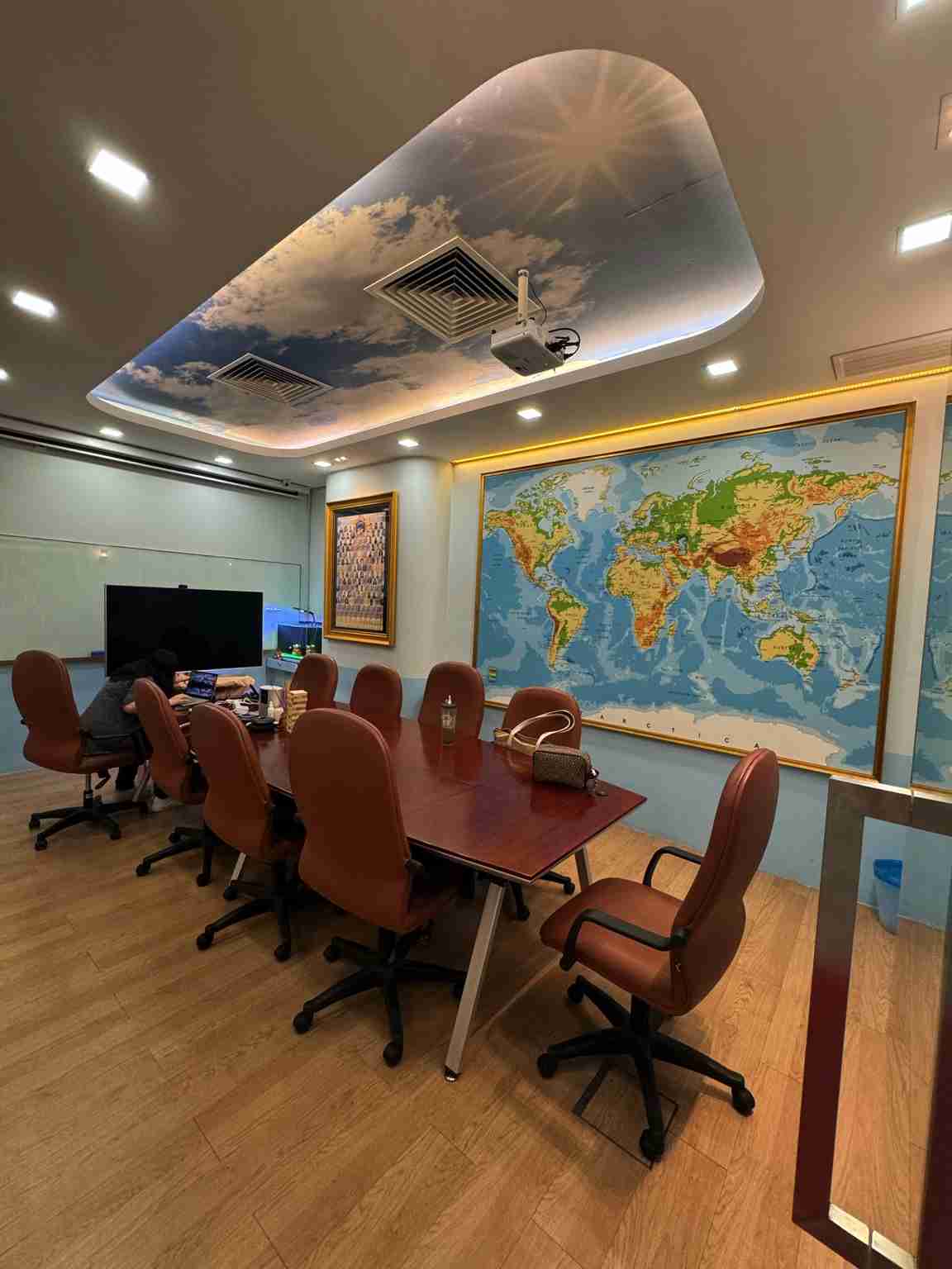 OVAL DAMANSARA PRESTIGE SPACE image 5