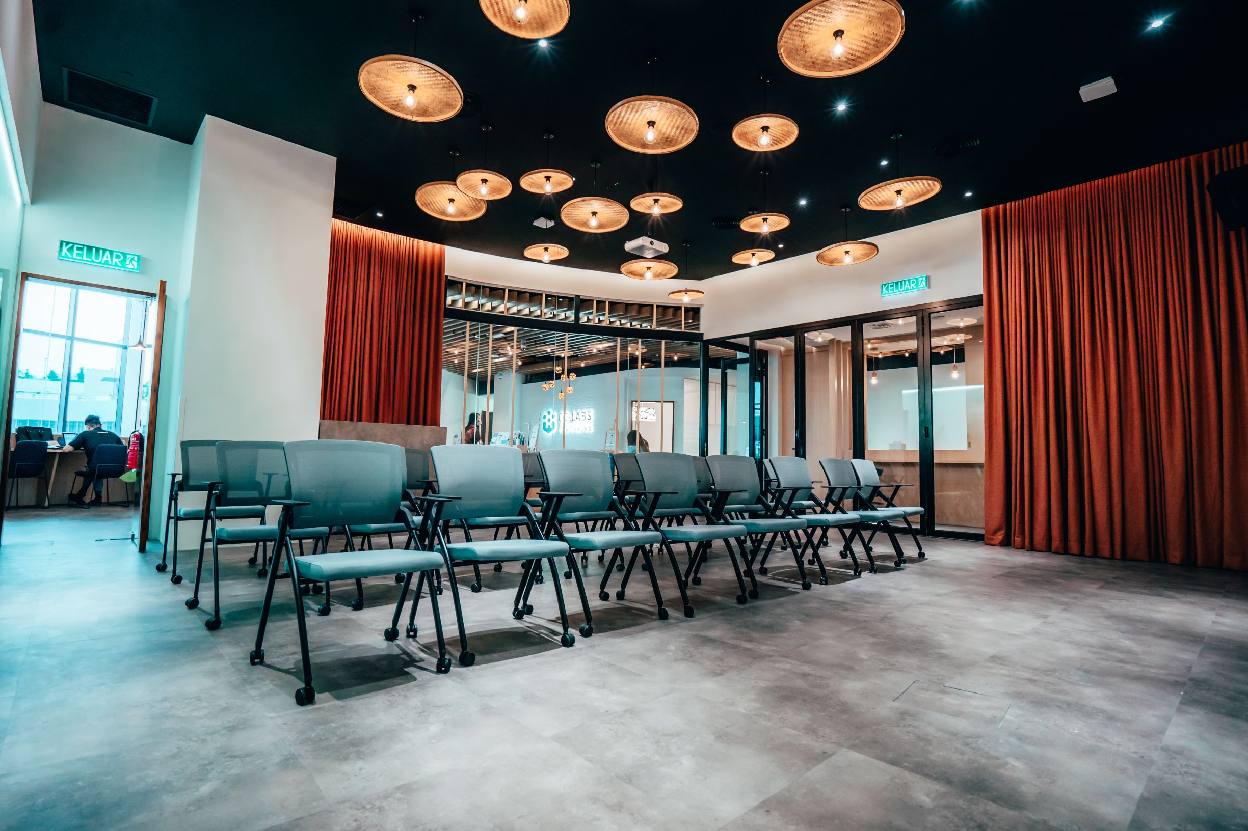 Co-labs Coworking Tropicana Gardens image 5