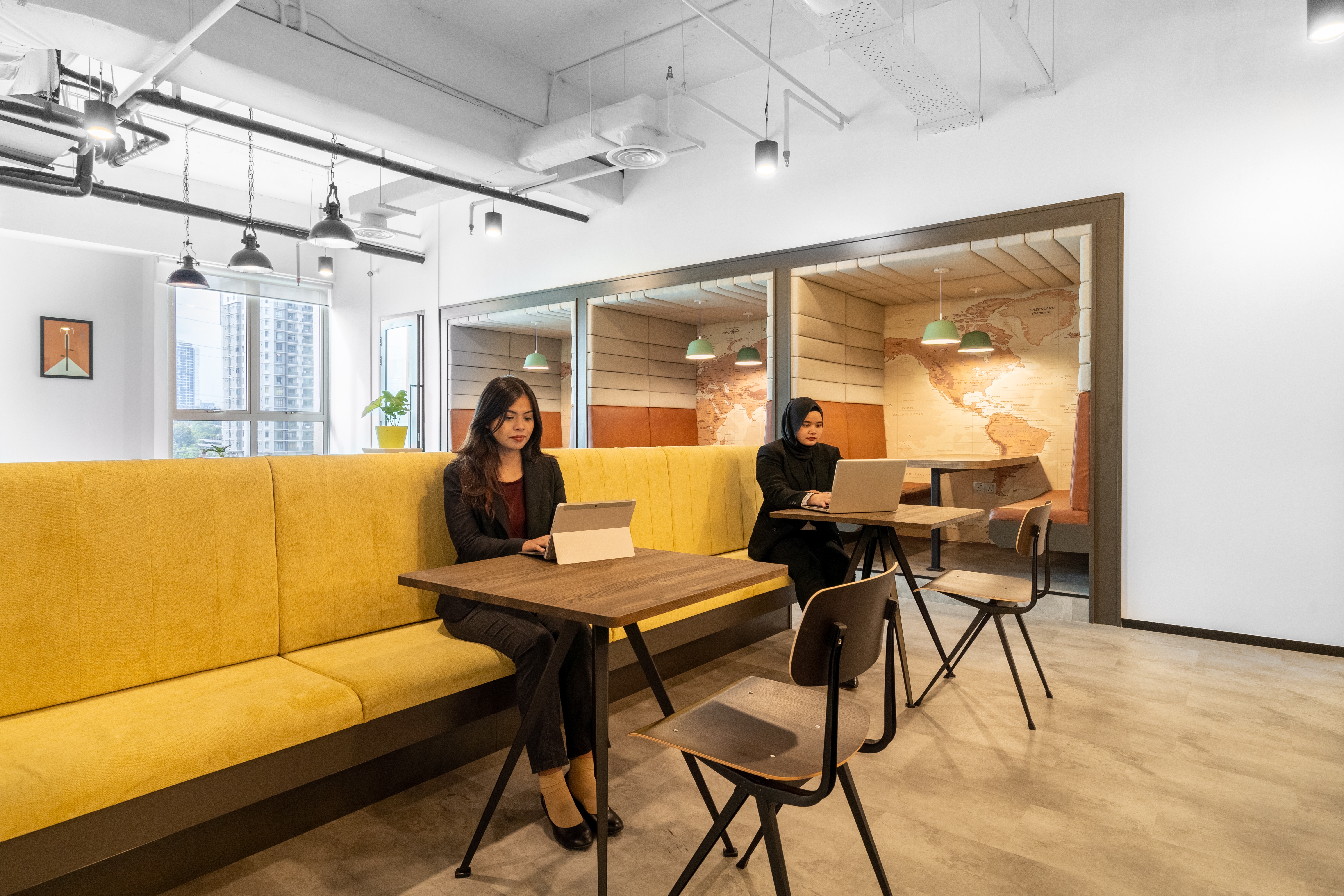 Regus - Petaling Jaya, Menara Axis image 4