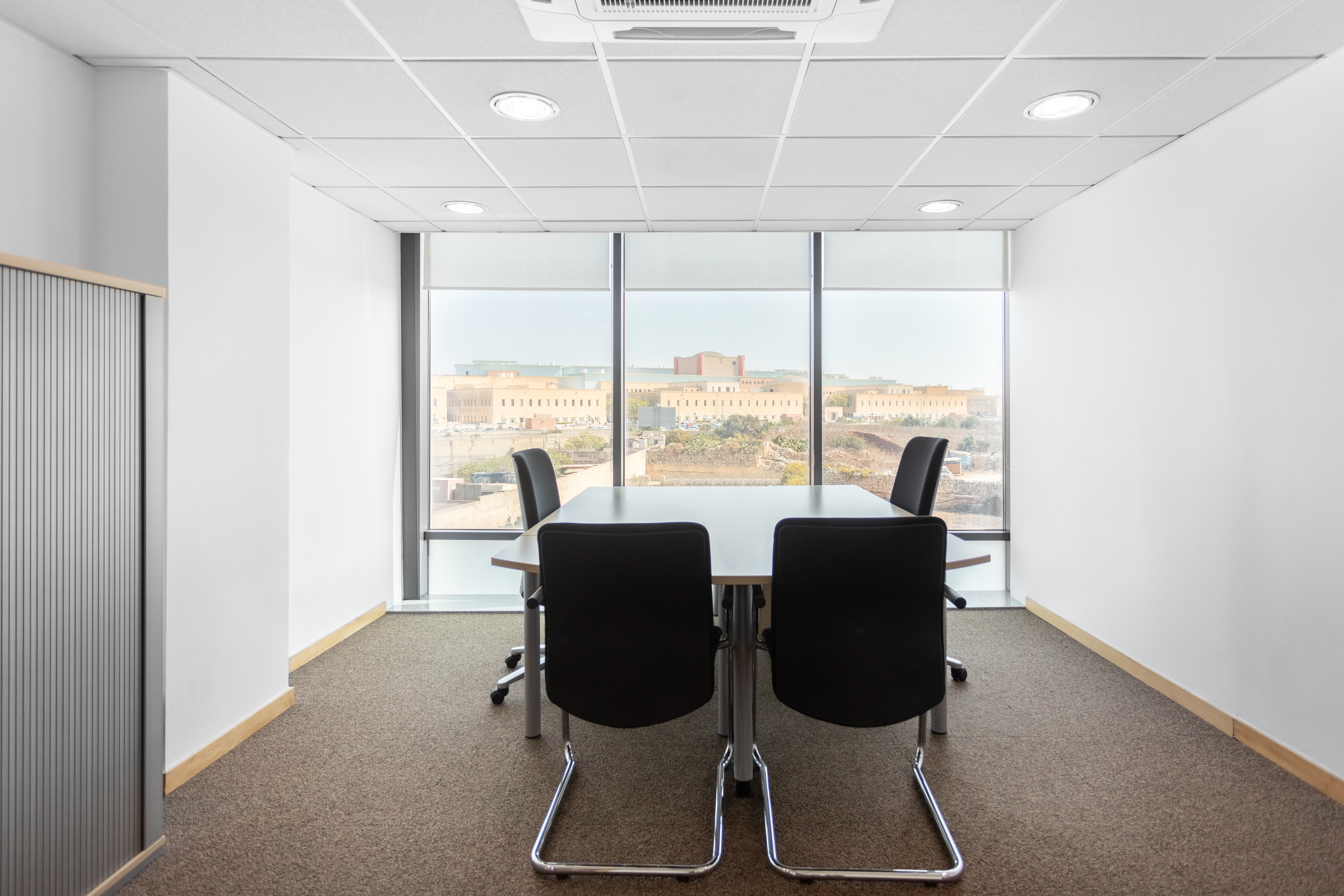 Regus - Swatar, City Center image 2