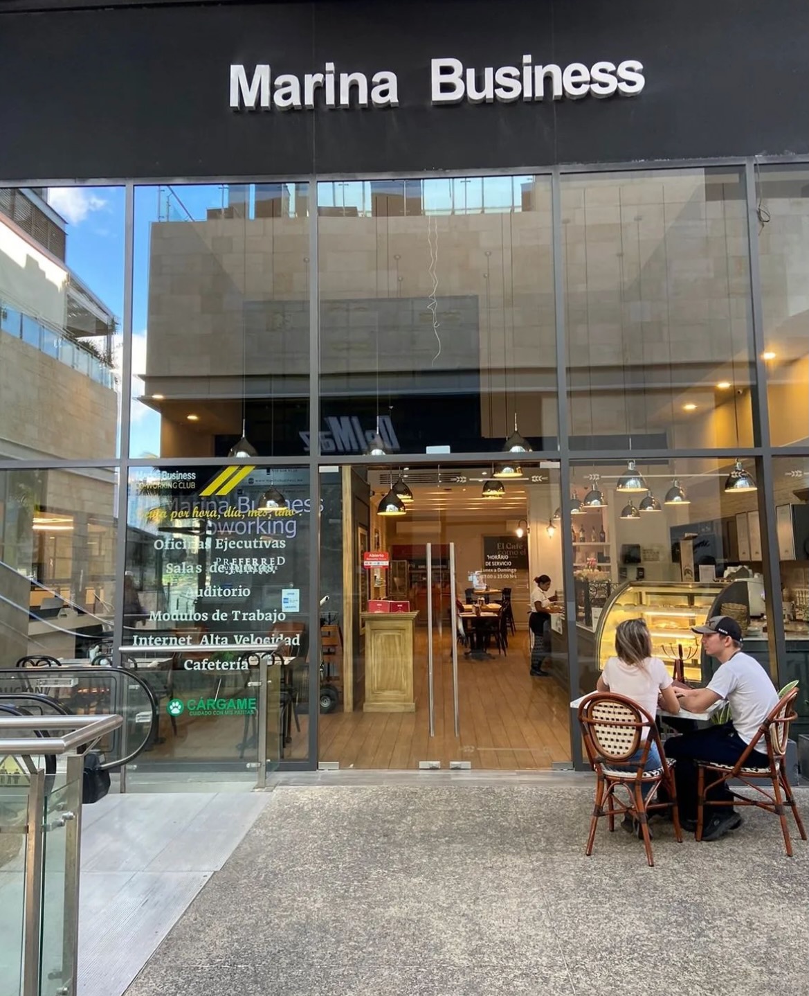 Marina Business Coworking image 4