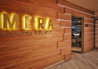 MERA Business Lounge Domestic / Cancun T4 image 2