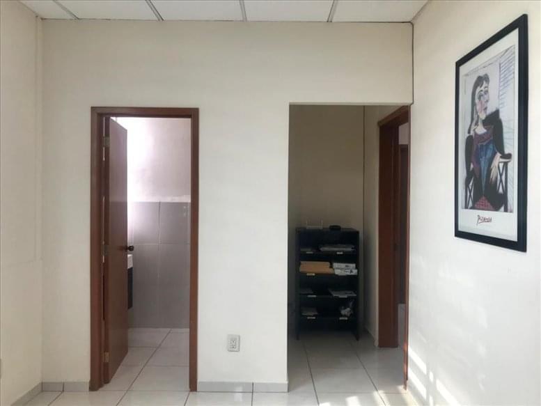 Lanister Centro de Negocios image 5