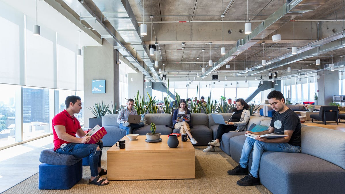 WeWork Avenida de las Américas 1254 image 2