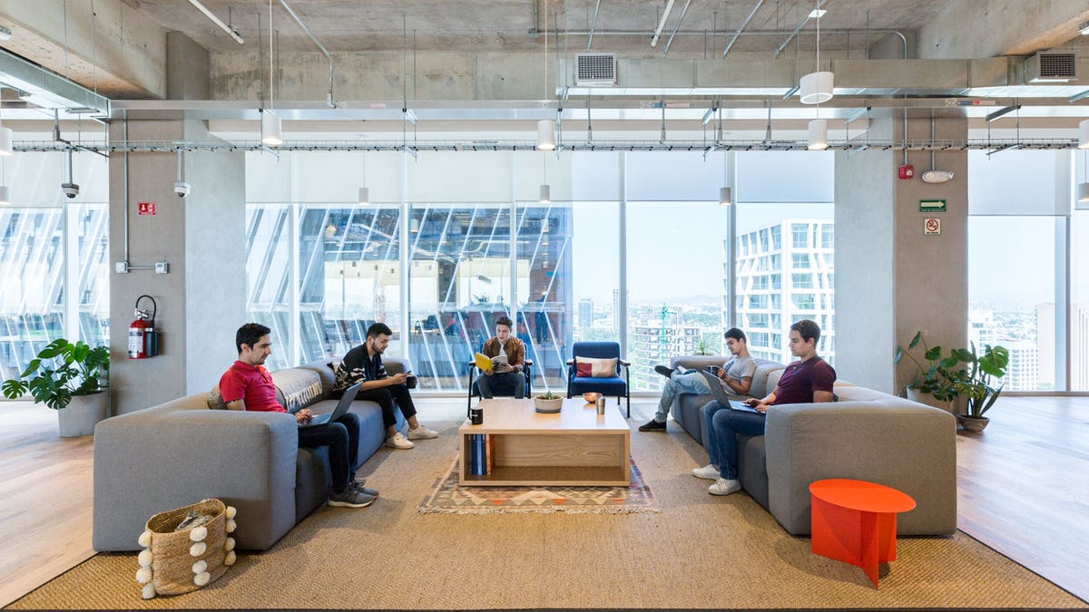 WeWork Avenida de las Américas 1254 image 5