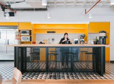 WeWork Punto Sur image 4