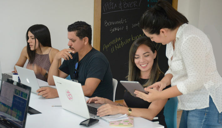 IQ BUSINESS CENTER image 2