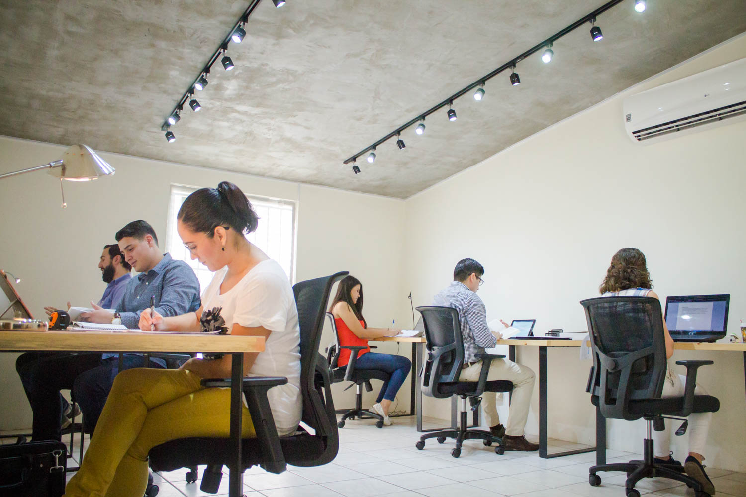 CoworkThink! - a place to work image 4