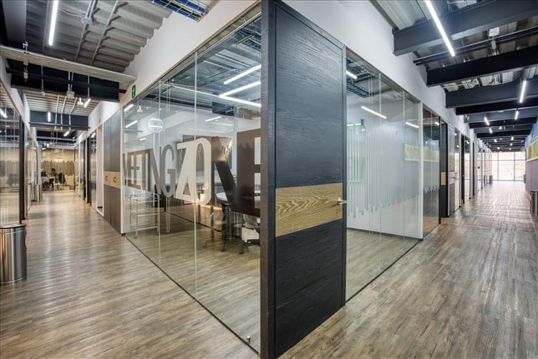 Corporativo SACH image 2