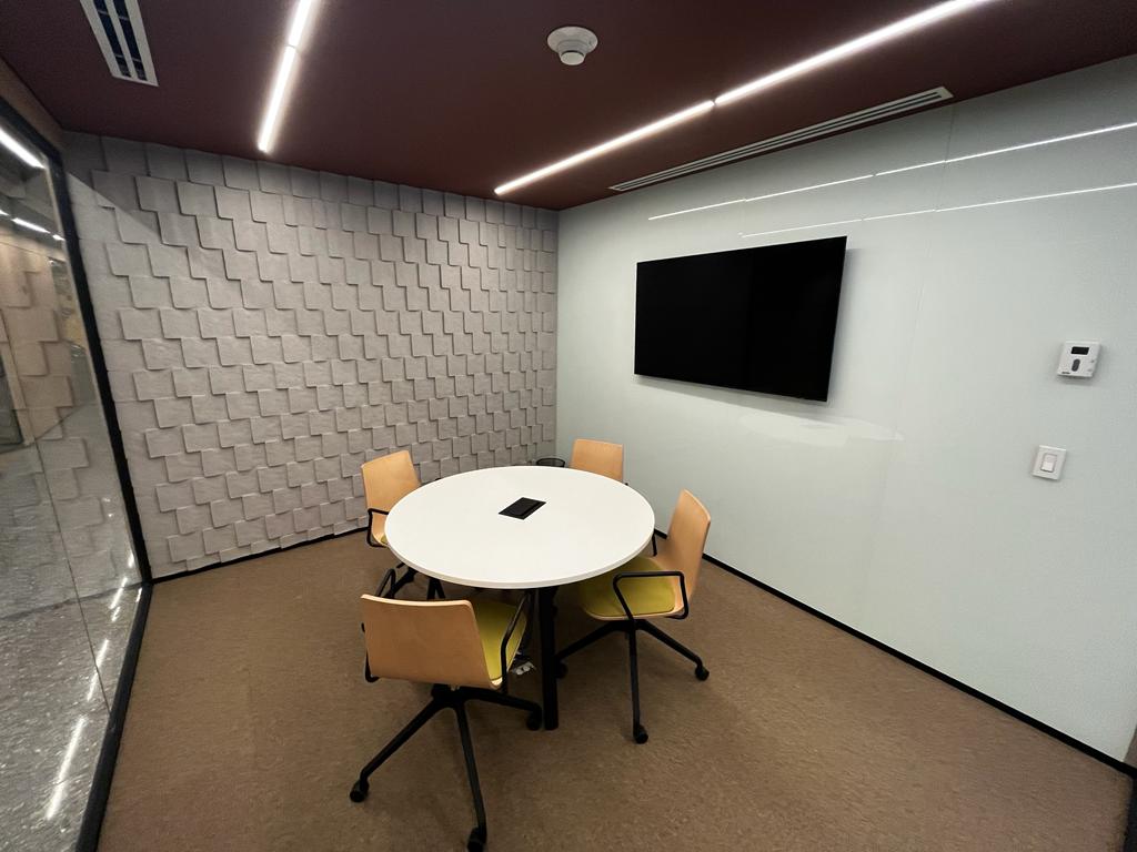 ENGINE WORKPLACE image 3